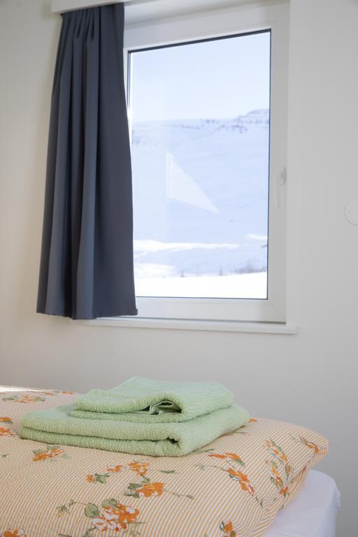 Guesthouse Baegisa Akureyri Bagian luar foto