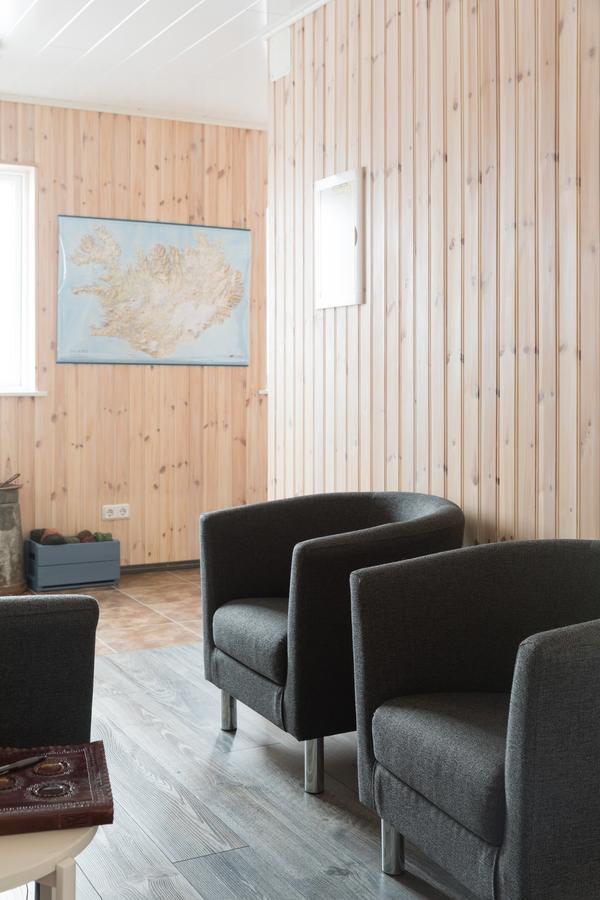 Guesthouse Baegisa Akureyri Bagian luar foto